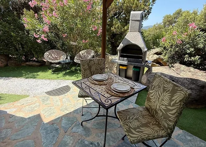 De Charme A 300 M De La De Santa Giulia Porto-Vecchio (Corsica)