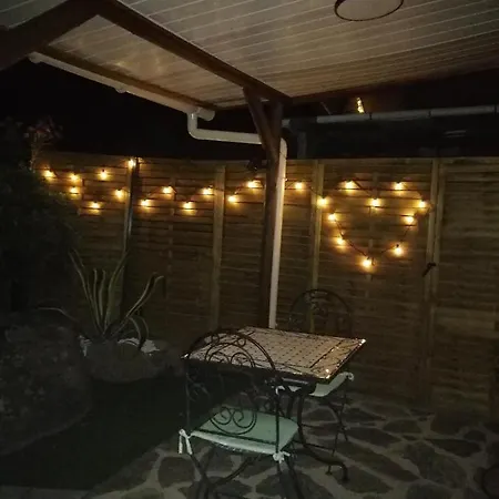 De Charme A 300 M De La De Santa Giulia Holiday home