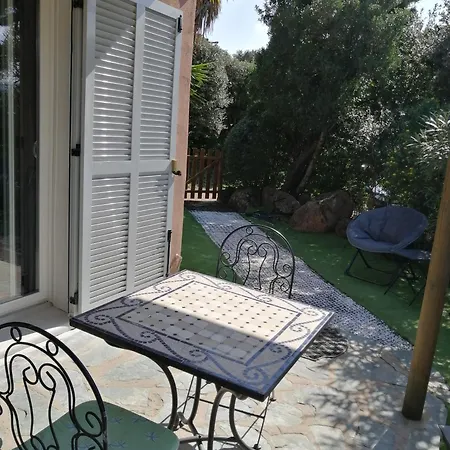 Ferienhaus De Charme A 300 M De La De Santa Giulia