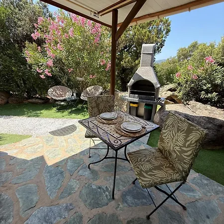 De Charme A 300 M De La De Santa Giulia פורטו-וישיו